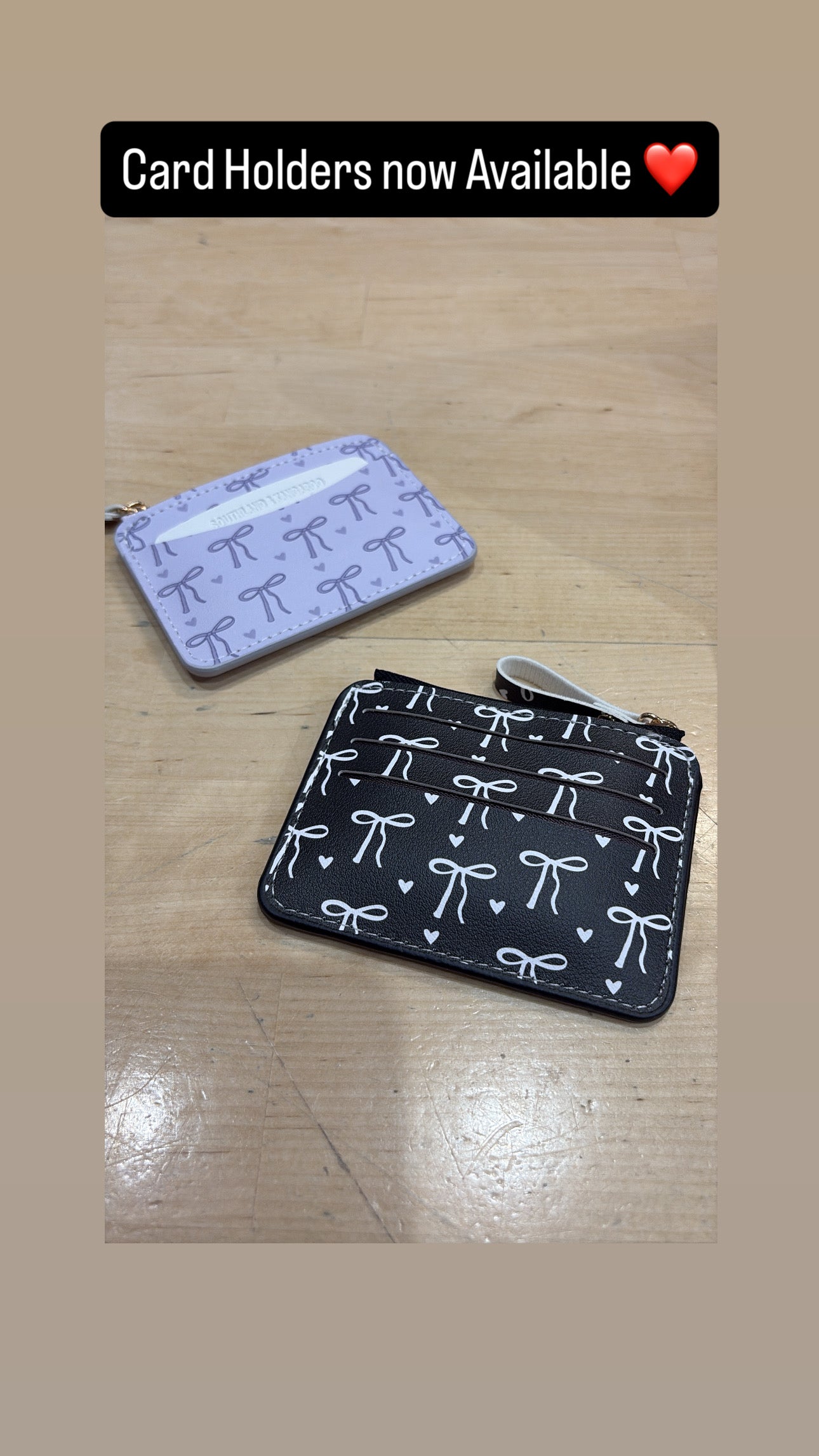 The Violet Bow Cardholder